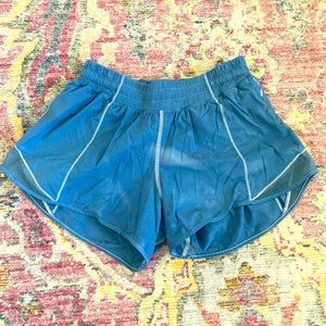 Tie dyed lululemon shorts… size 6.. 4”